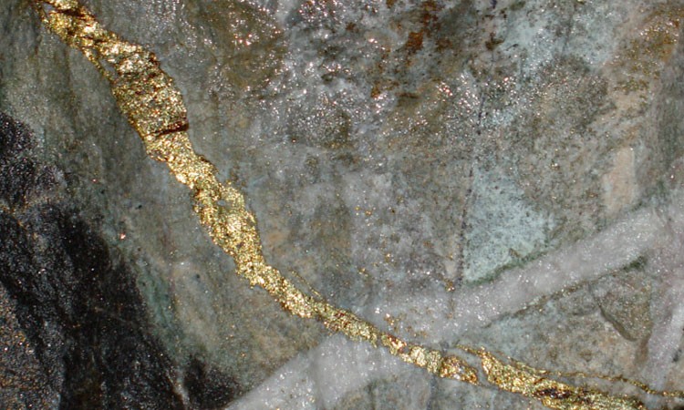 Cómo se forma una mina de oro