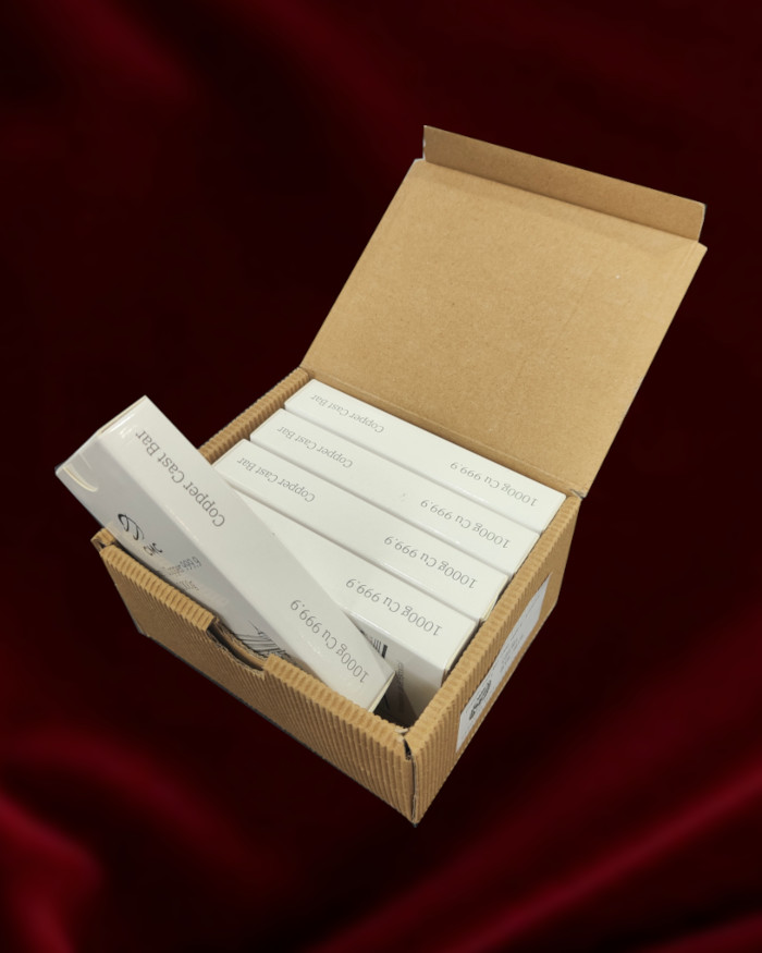 Caja de 5 lingotes de COBRE fino (999,9) CMC Metales Preciosos de 1Kg cada uno.
